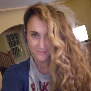 Meet your Posher, Annmarie